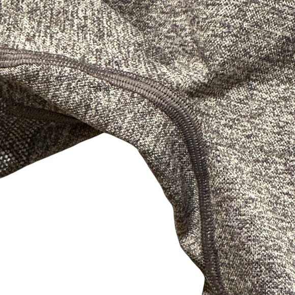 Gymshark Women’s Heather Gray Seamless Compression Flex Shorts Size XS Gym - Picture 2 of 4